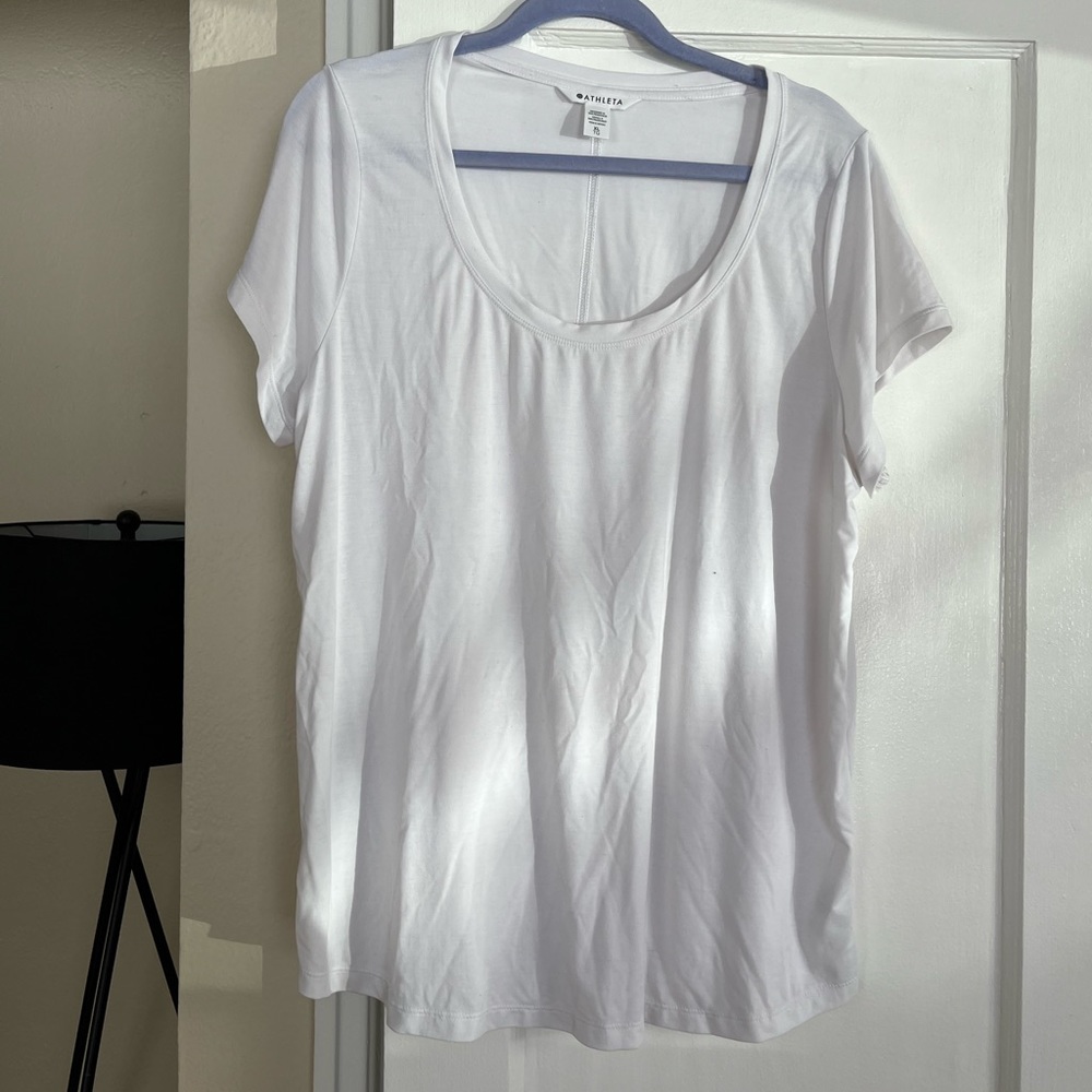 Athleta Scoop Neck Workout Tee